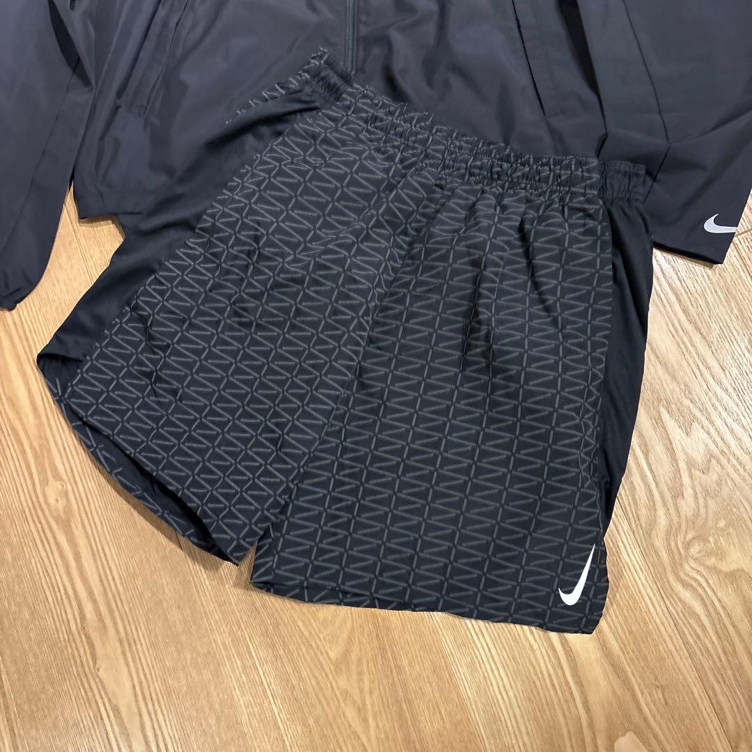【NIKE running】ナイロンセットアップ(ジャケット&ショーツ)