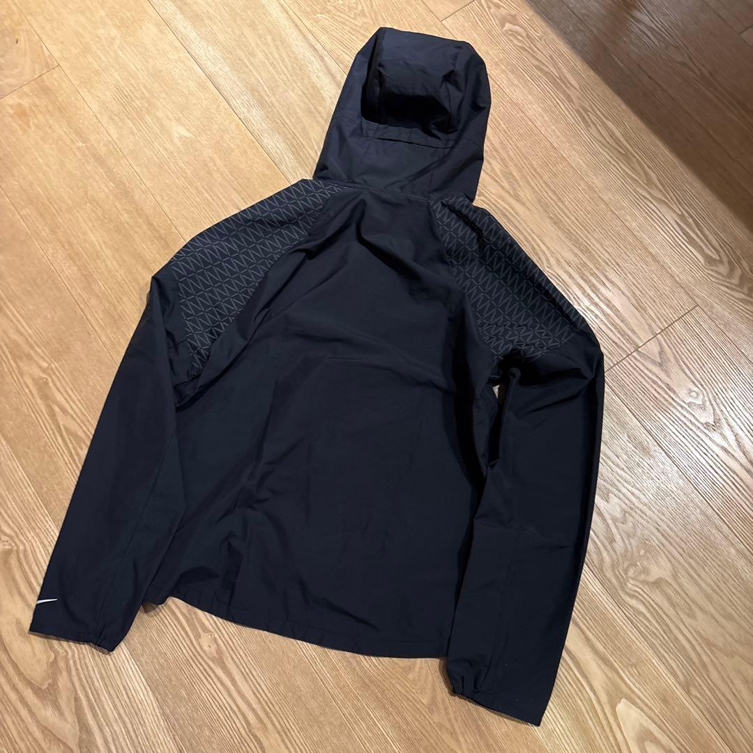 【NIKE running】ナイロンセットアップ(ジャケット&ショーツ)