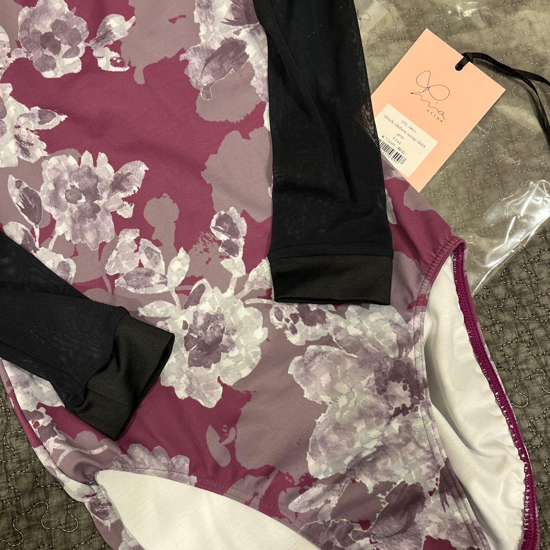 スティナ　長袖レオタード　L size