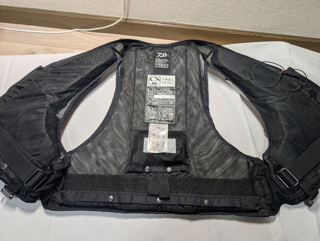 ダイワ 19フローティングベスト DF-3609 ブラック 救命具