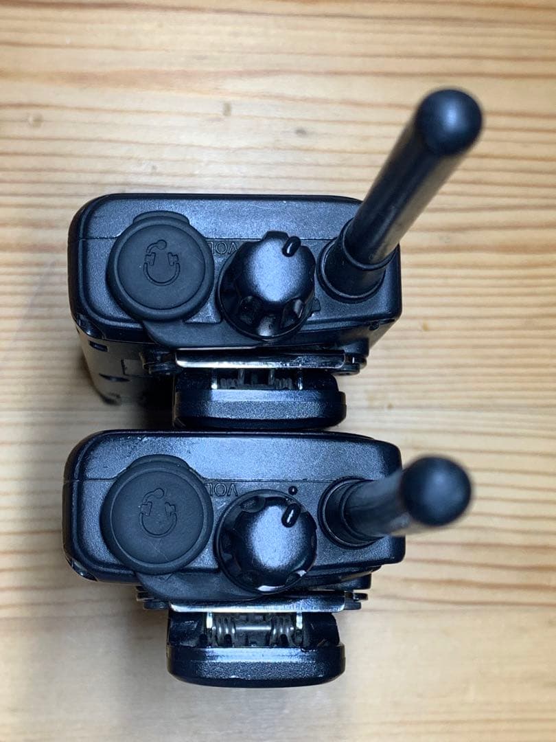 UBZ-M31 KENWOODトランシーバー　4台セット タイピンマイク付き