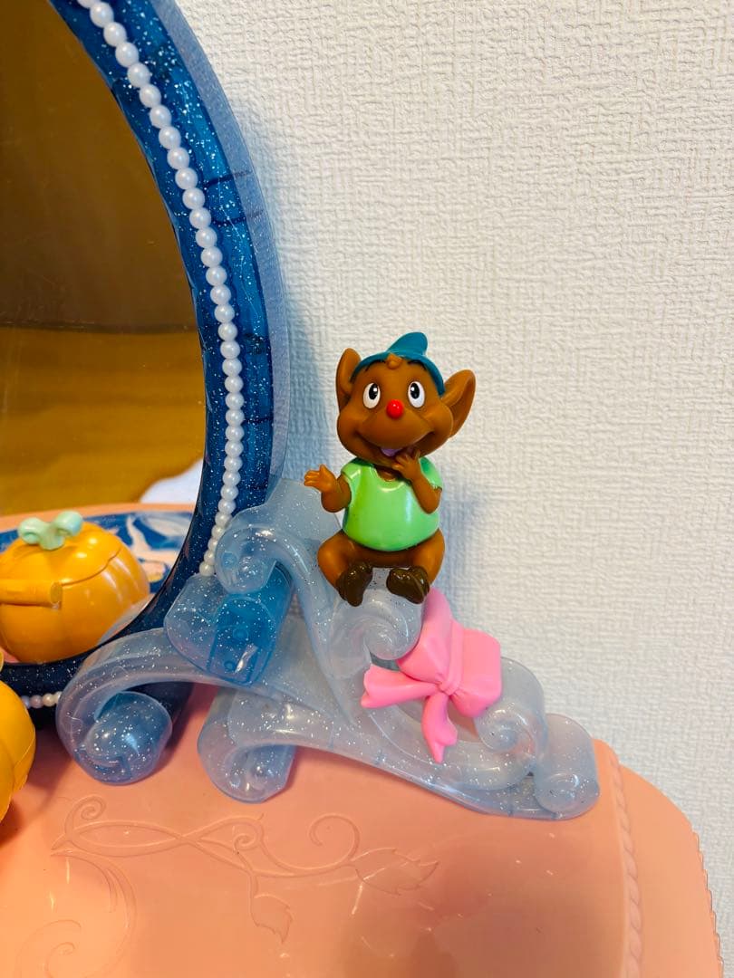【レア、送料込み】シンデレラ ドレッサー 光る鏡