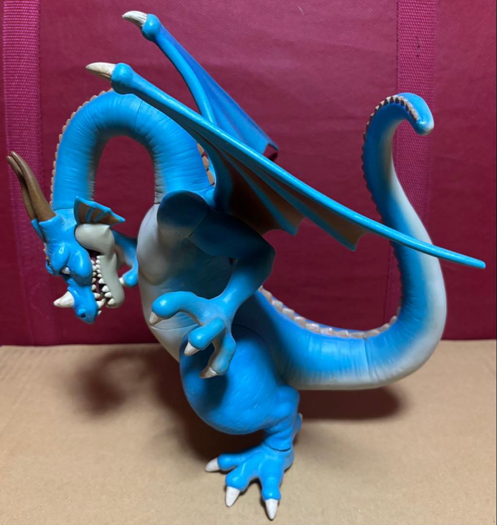 や*ち様 竜王フィギュア　ドラゴンクエスト