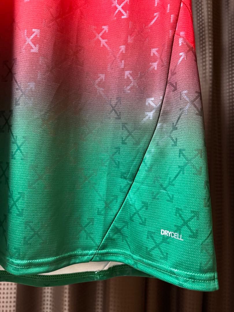 PUMA x AC Milan x Off-White サッカーシャツ