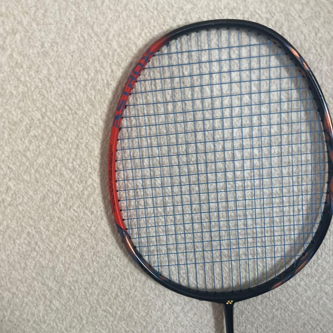 バドミントンラケット「ASTROX 77 PRO（アストロクス77プロ）