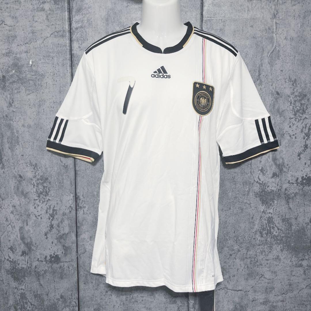 新品未使用　adidas アディダス ドイツ代表ユニフォーム　タグ付き