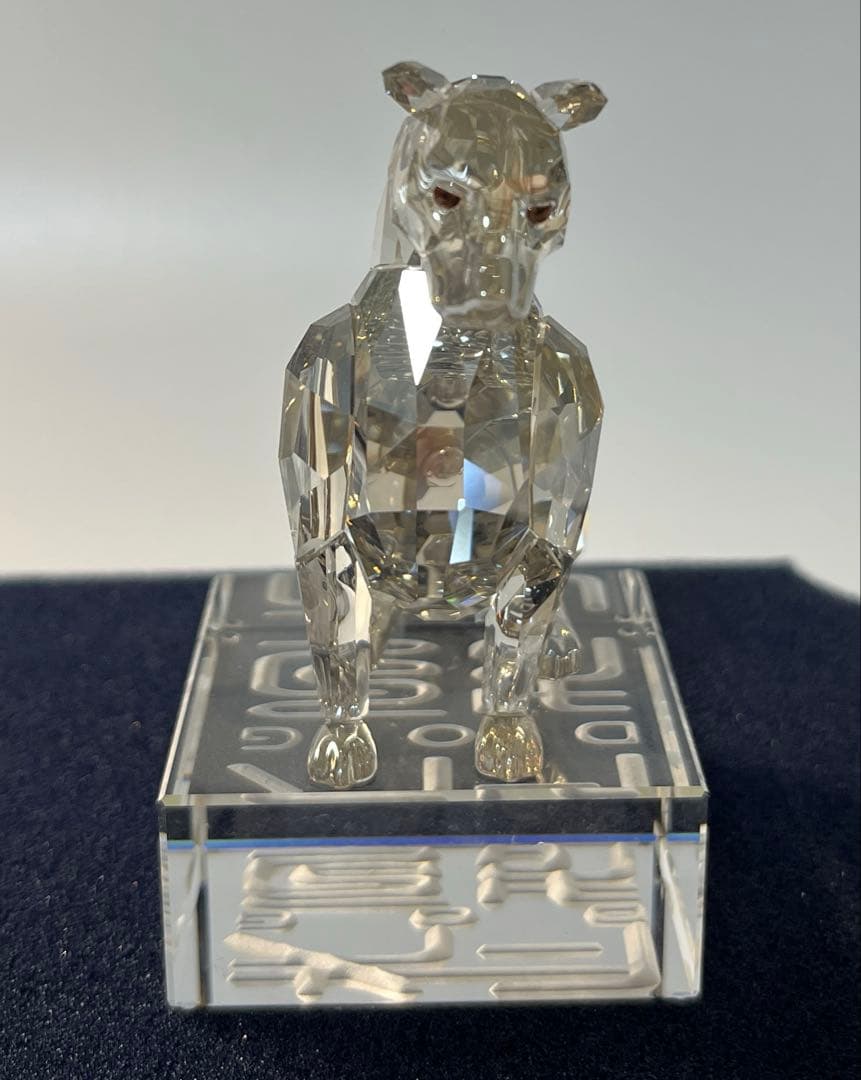 SWAROVSKI スワロフスキー 干支 戌 犬