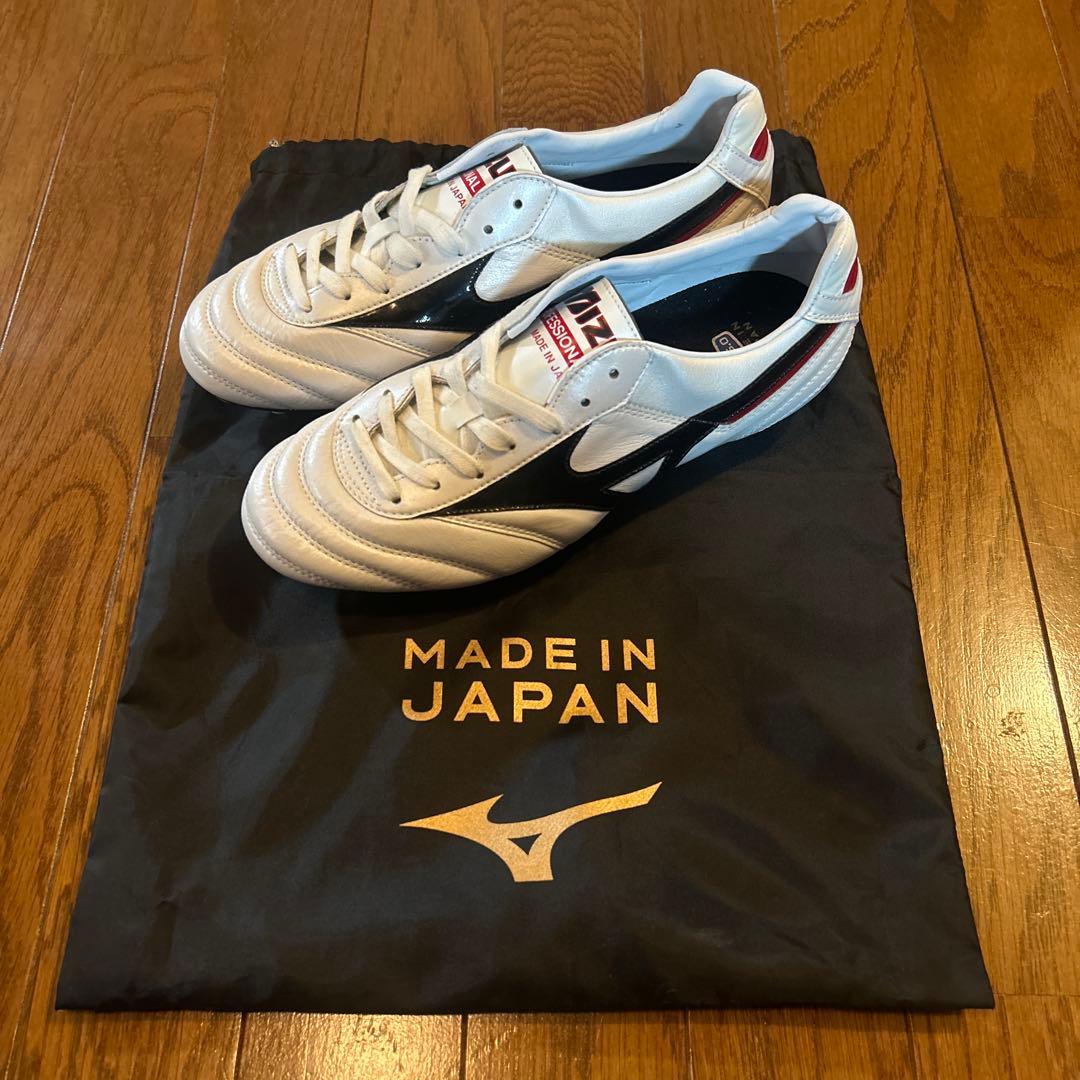 新品未使用　Mizuno Morelia 26cm 袋付き、お手入れセット