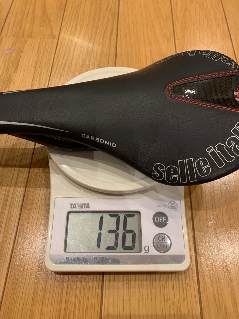 パーツ selle italia SLR CARBONIO 125g