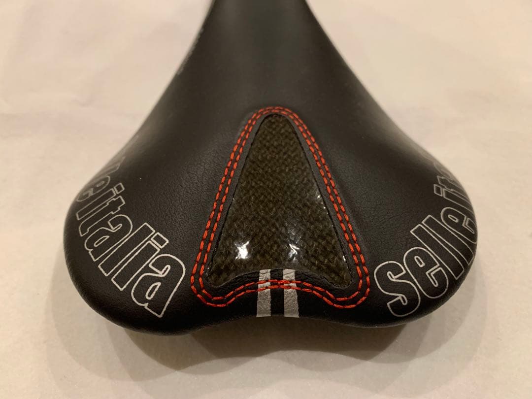 パーツ selle italia SLR CARBONIO 125g
