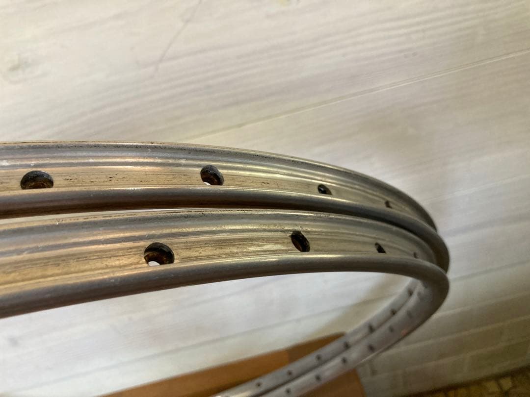 WOLBER SUPER CHAMPION クリンチャーリム2本セット 700C