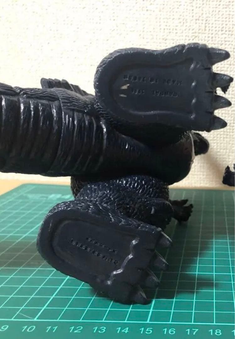 まやーご　　スペースゴジラ★ゴジラ歴代怪獣ボックス版
