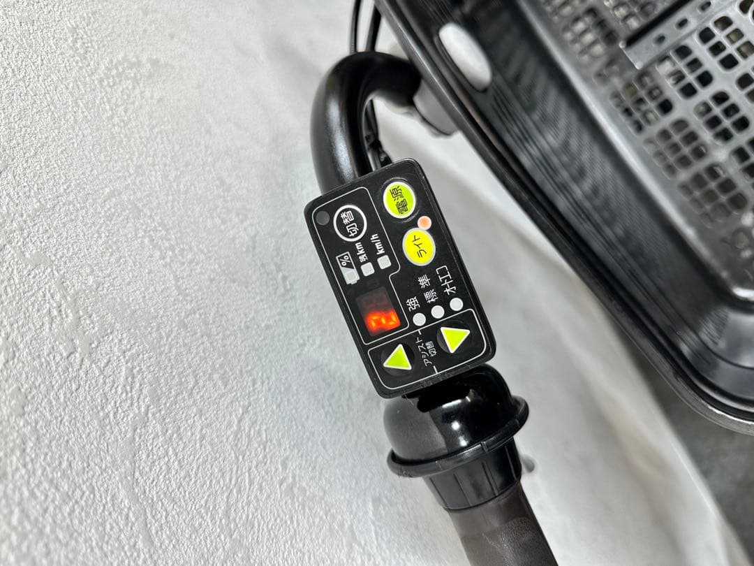 ヤマハパスKISS 子供乗せシート付き電動自転車　大型フロントカゴあり　お買い得