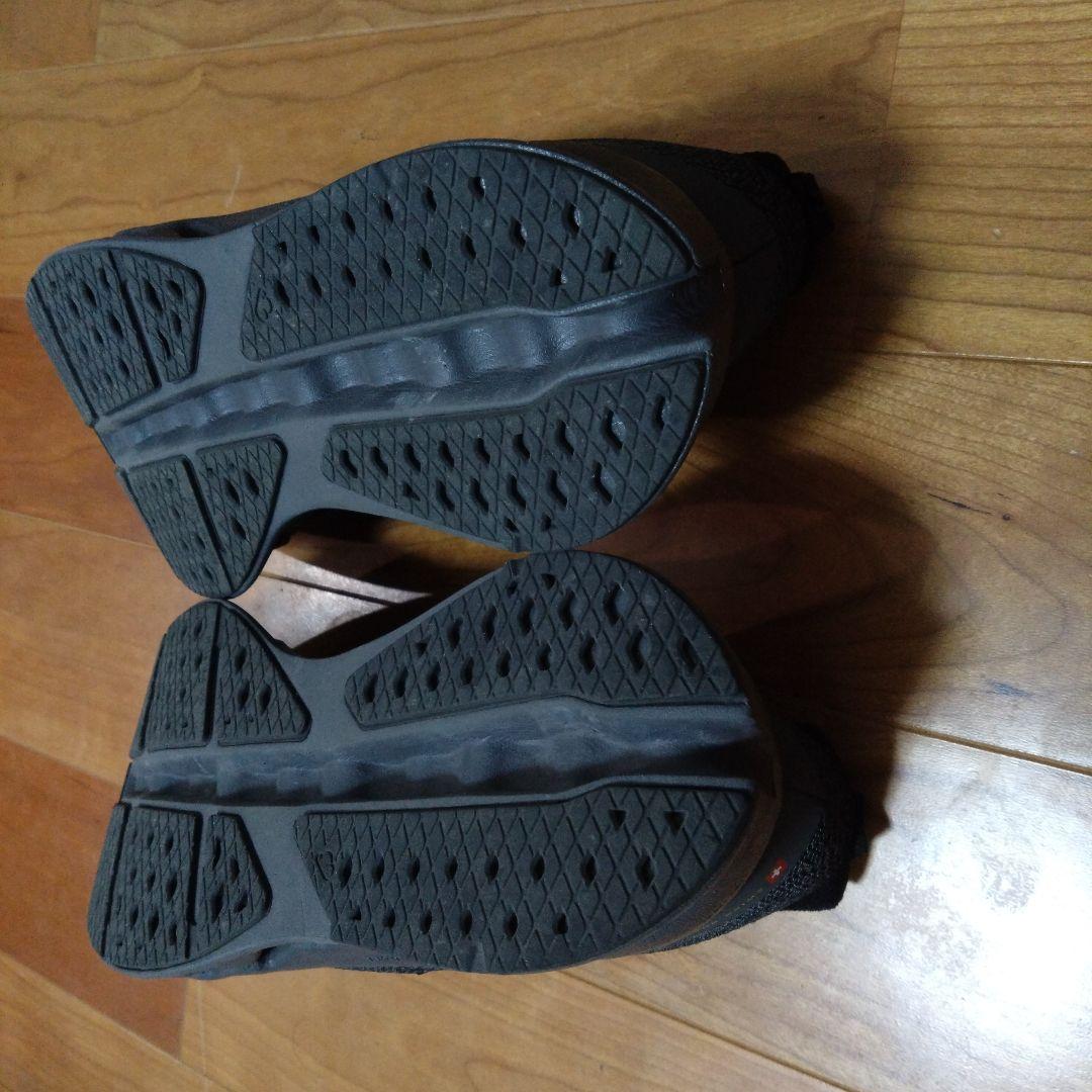 クラウドサーファーマックス ワイド　(26.0cm)