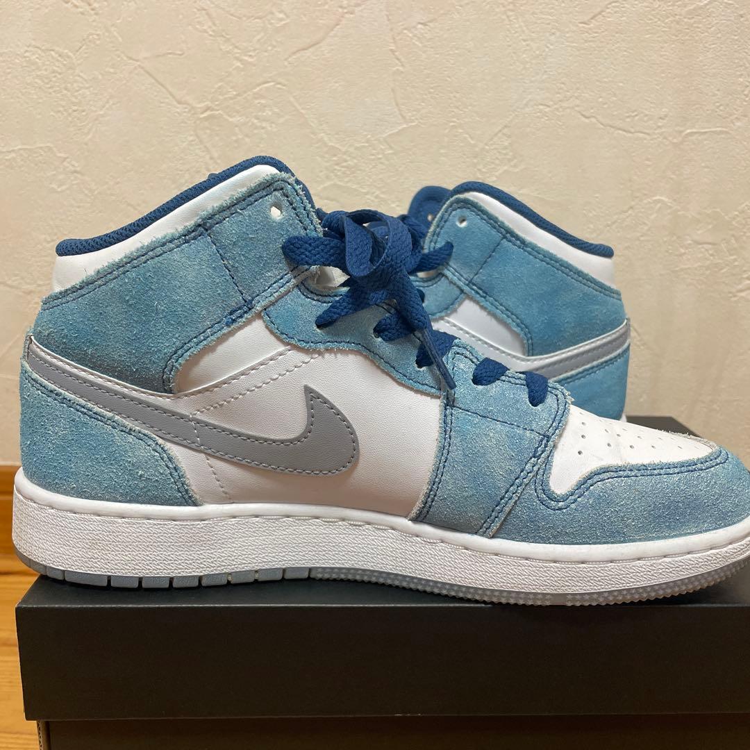 Nike GS Air Jordan 1 Mid ハイパーロイヤル