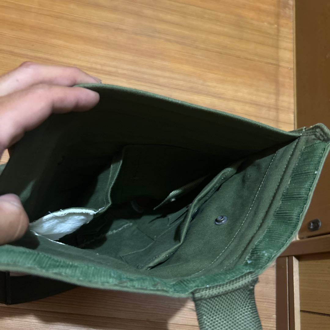 US ミリタリーバック　カーキ
