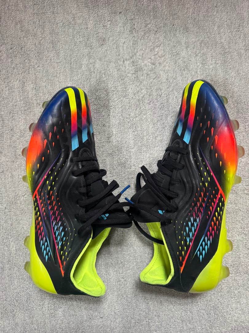 adidas アディダス サッカーシューズ ブラック/イエロー/レインボー