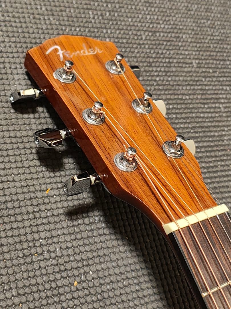 Fender DG20S NATエレアコCustom/ハードケース付