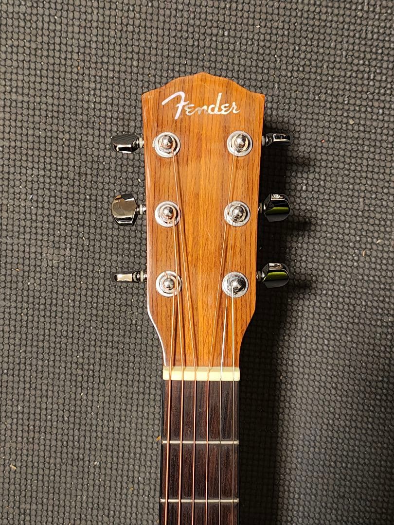 Fender DG20S NATエレアコCustom/ハードケース付