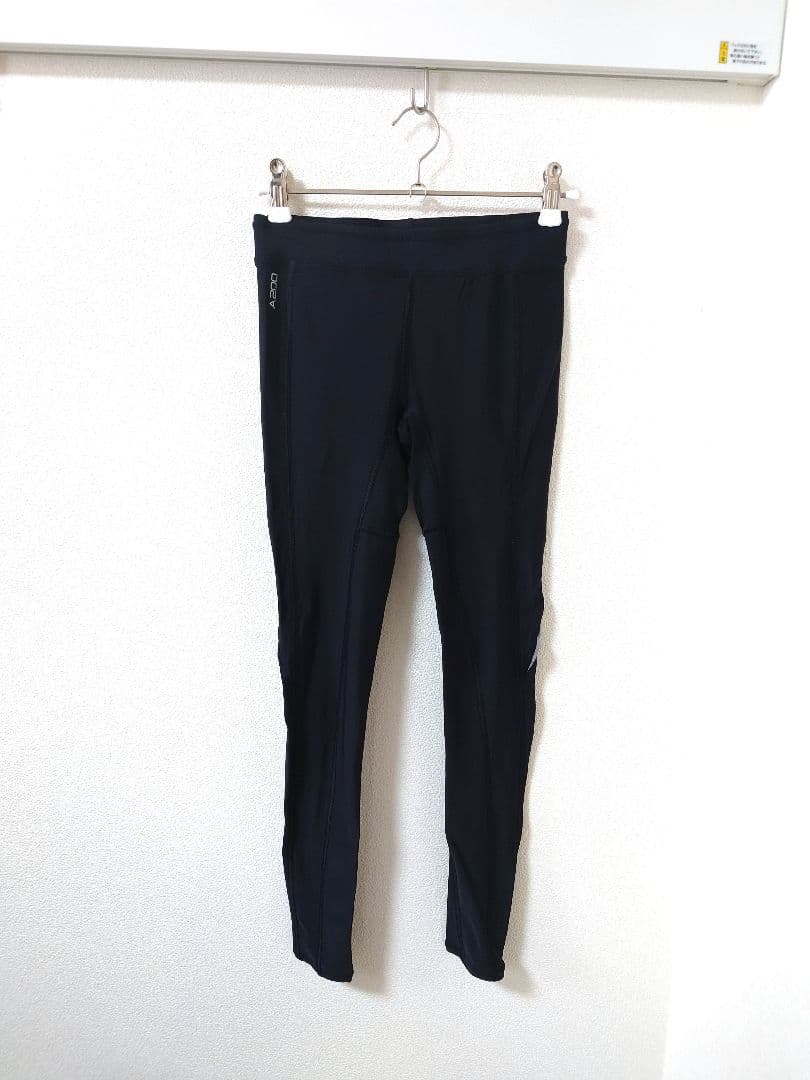 SKINS　コンプレッションウェア上下セット　Ｓサイズ