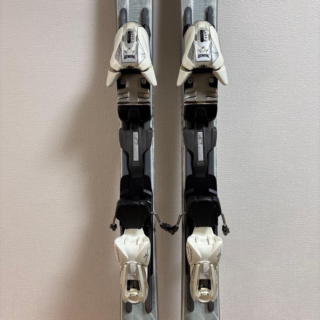 未使用　新品　レディーススキーセット　Volkl 156cm　24-24.5cm