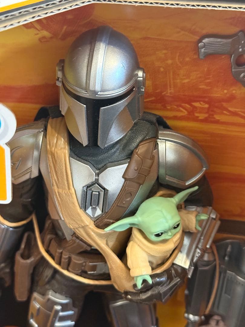 スター・ウォーズ マンダロリアン & グローグー フィギュア