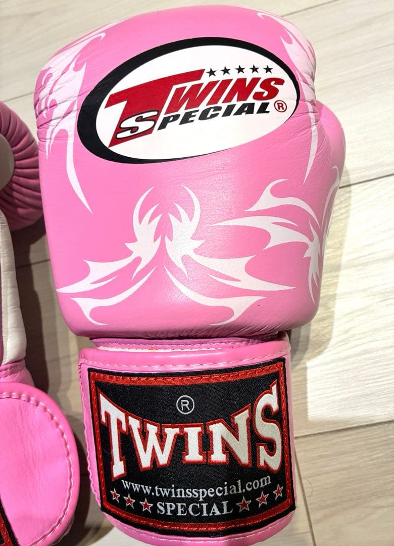 TWINS SPECIAL ピンク ボクシンググローブ　匂いなし