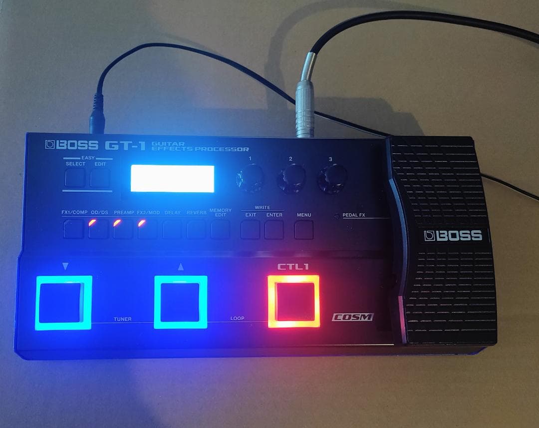 BOSS GT-1 ギターエフェクター