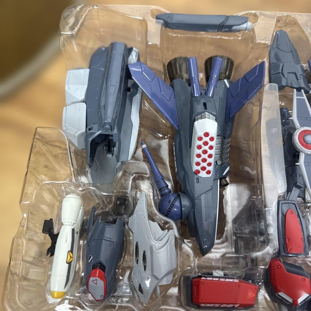 DX超合金 メサイアバルキリー （早乙女アルト機）用アーマードパーツ