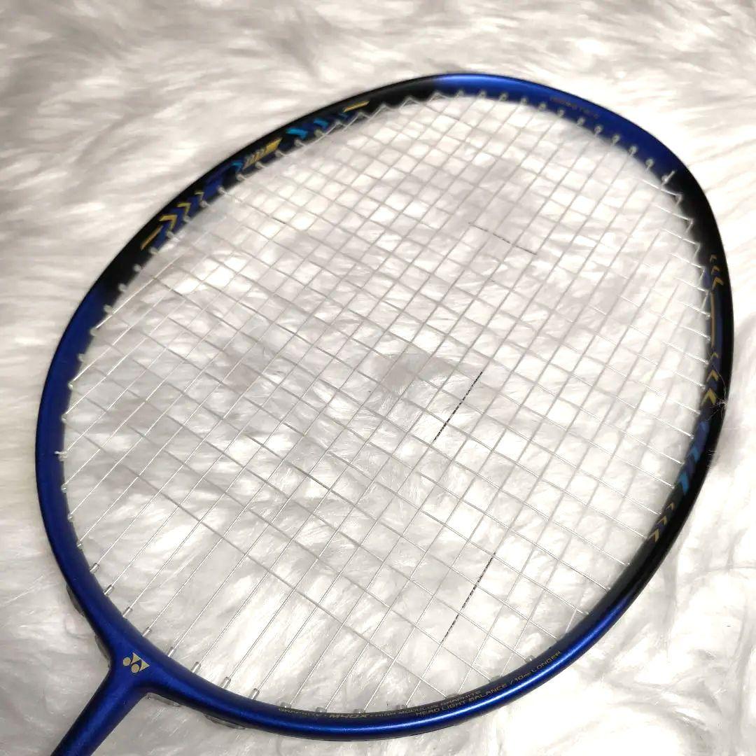 美品 YONEX バドミントンラケットNANOFLARE 200