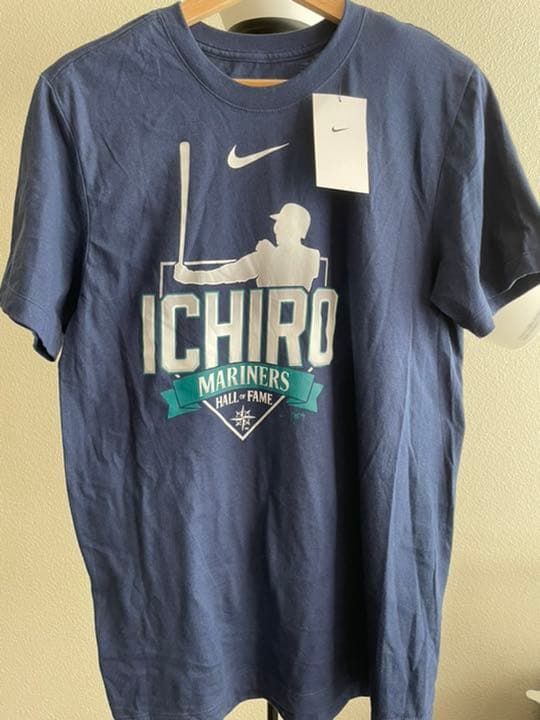 イチロー　マリナーズ殿堂入り記念Tシャツ Sサイズ