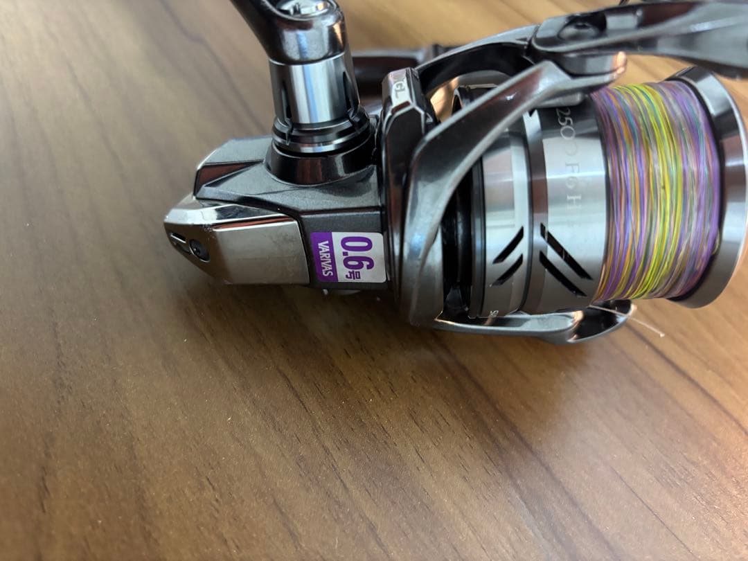 シマノ　21コンプレックスxr 2500f6 HG ブラックバス　エギング　チヌ