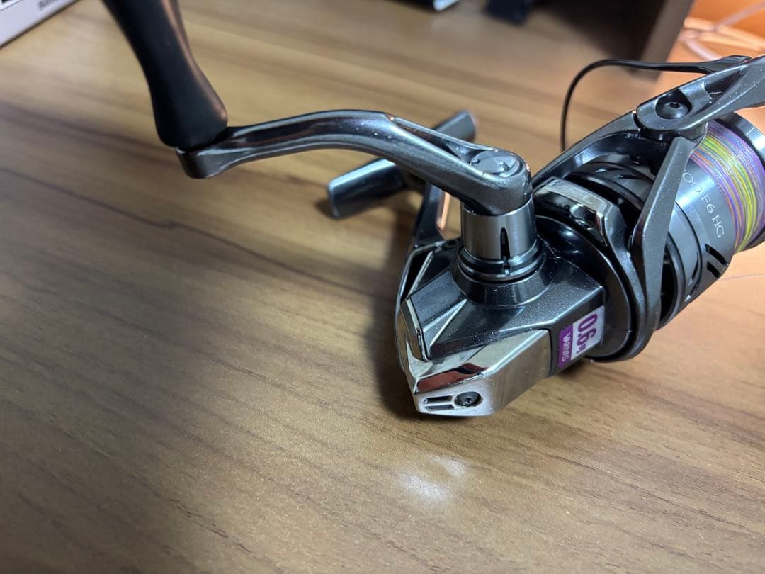 シマノ　21コンプレックスxr 2500f6 HG ブラックバス　エギング　チヌ