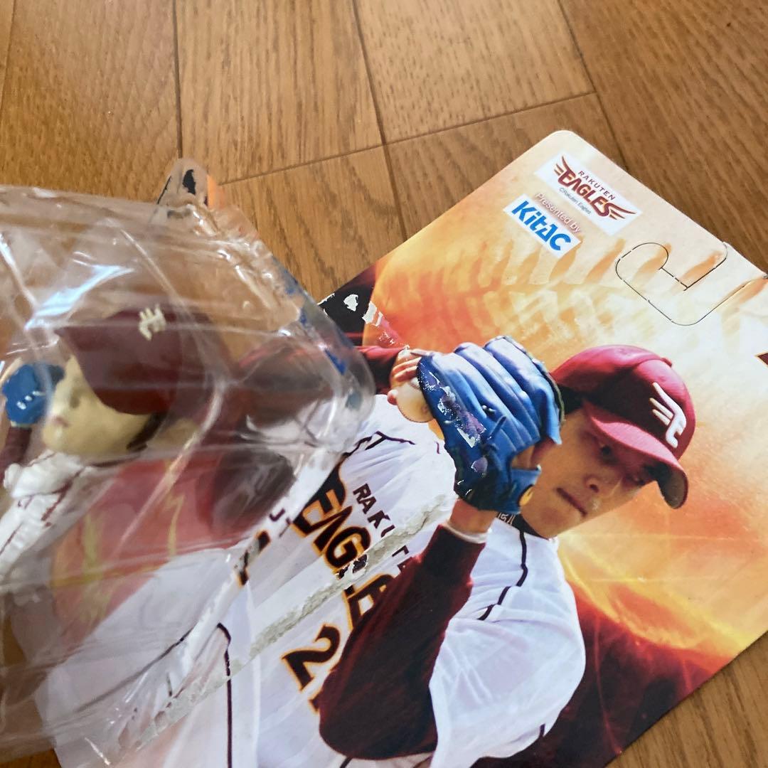 楽天Eagles 岩隈久志フィギュア&アヒルちゃん