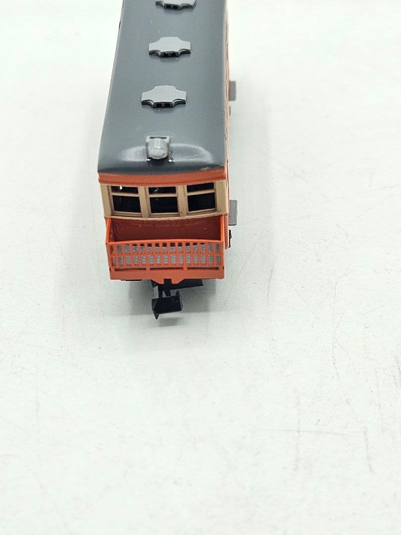 鉄道模型 赤と灰色 小型　キハ2？