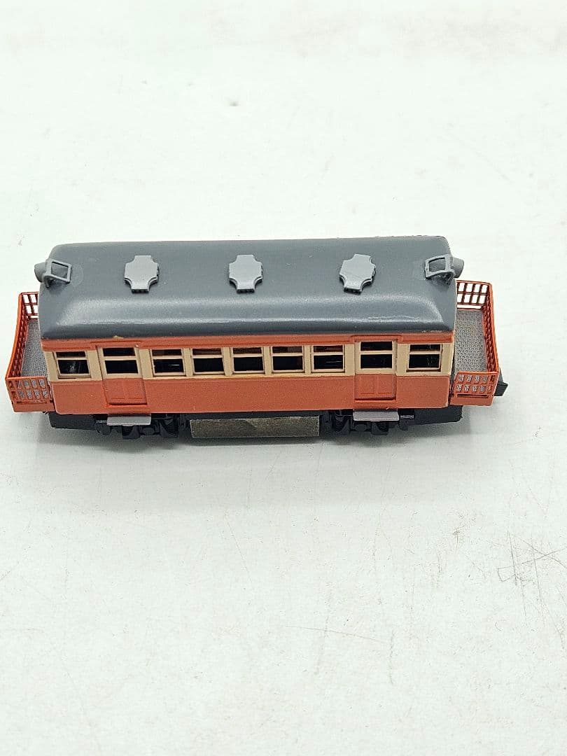 鉄道模型 赤と灰色 小型　キハ2？