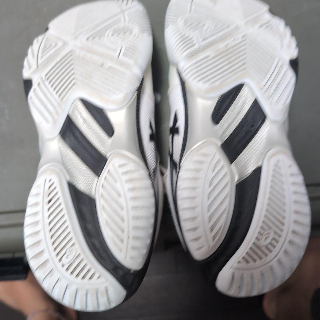 シューズ ASICS NETBURNER BALLISTIC FF 23.5