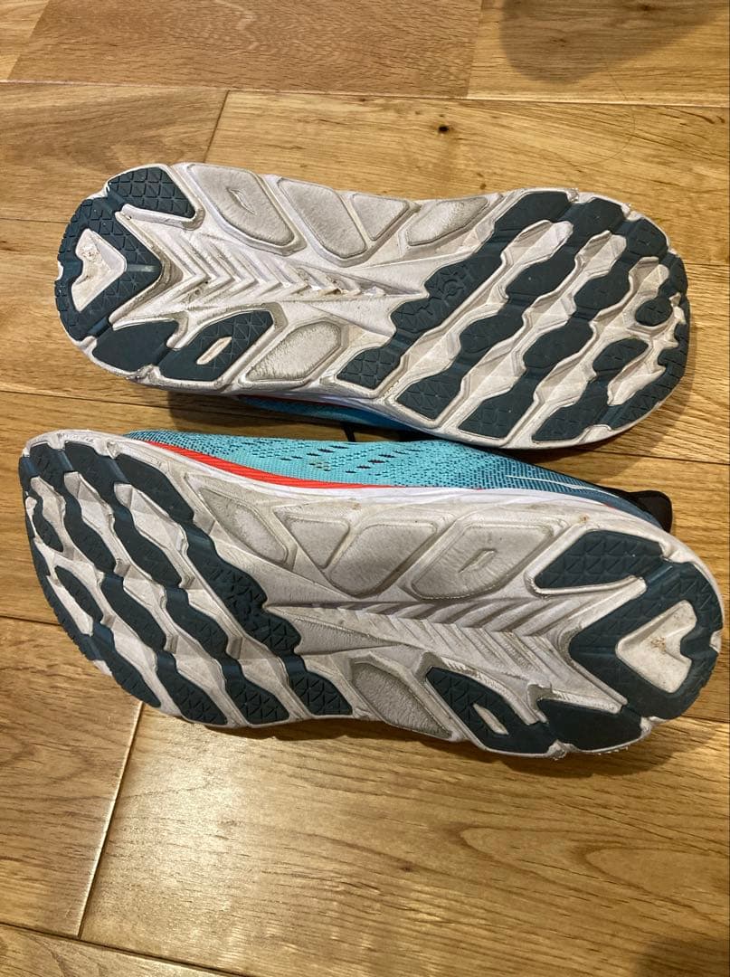 HOKA ONEONE M CLIFTON 8 セルリアンブルー