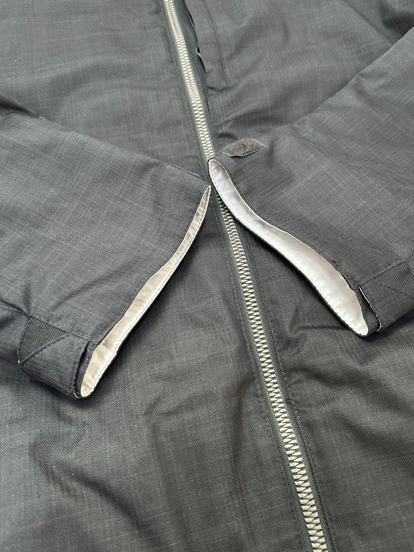 【美品】VOLCOM ボルコム スノボウェア 上下セット Mサイズ 黒/茶