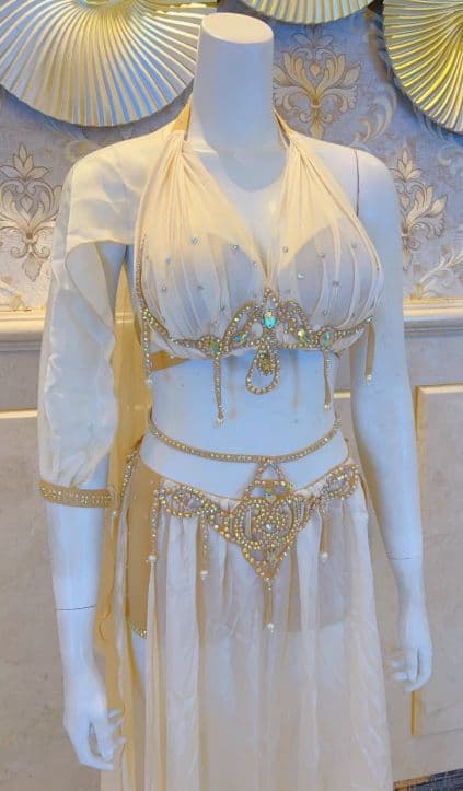 お得 美品ベリーダンス衣装 シャンパン　ブラスカートセット M コスチューム