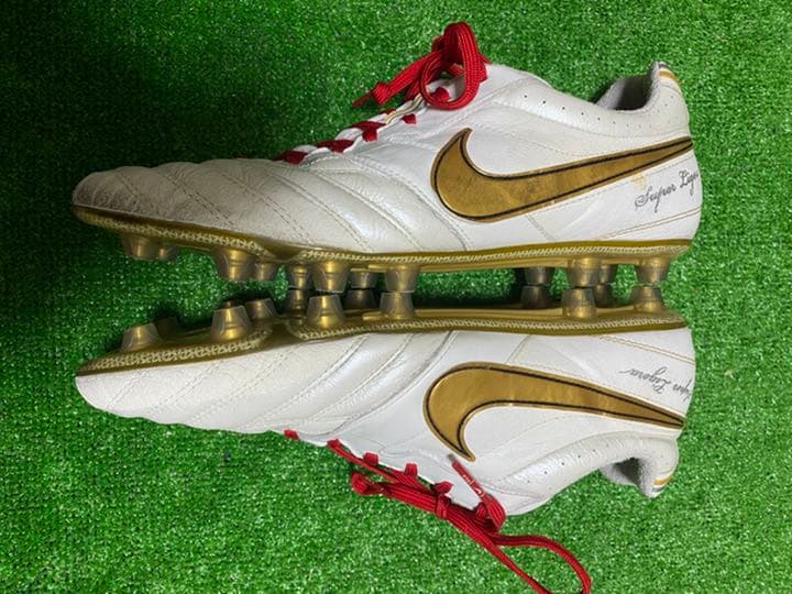 【ロナウジーニョモデル】サッカースパイクナイキティエンポ　本革　激レア　29.5