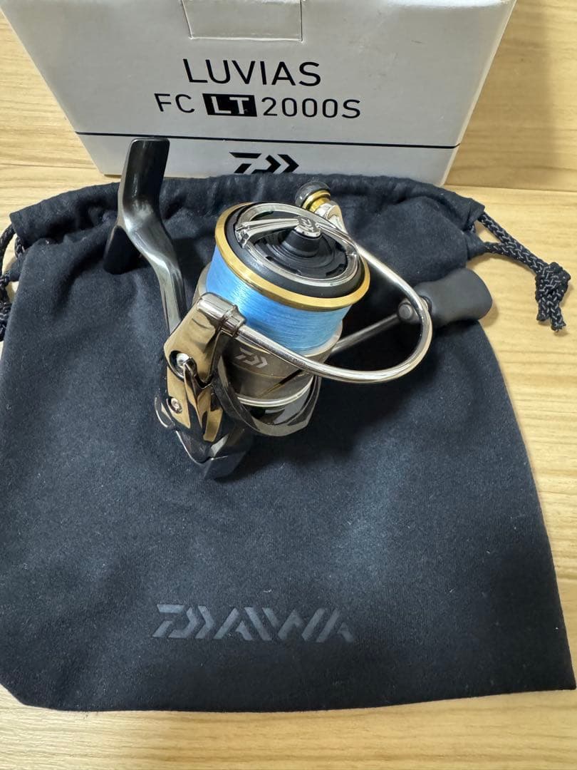 リール DAIWA20 LUVIAS FC LT2000S