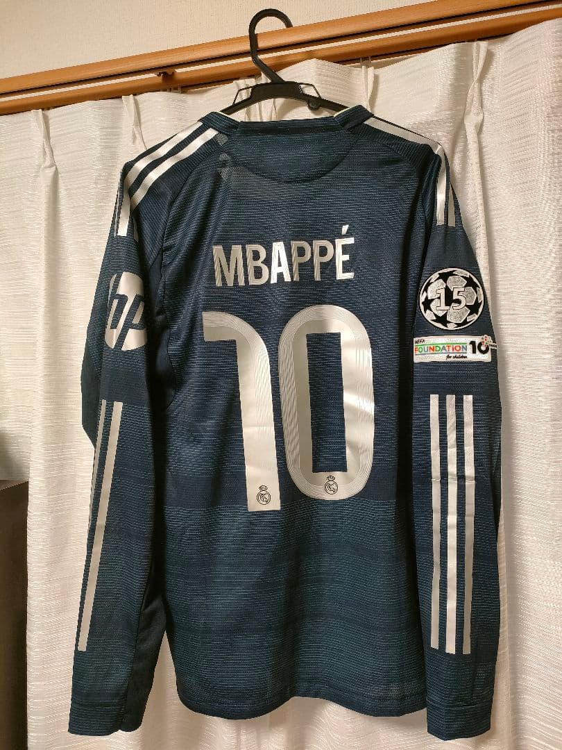 レアル・マドリード MBAPPÉ 10 長袖シャツ