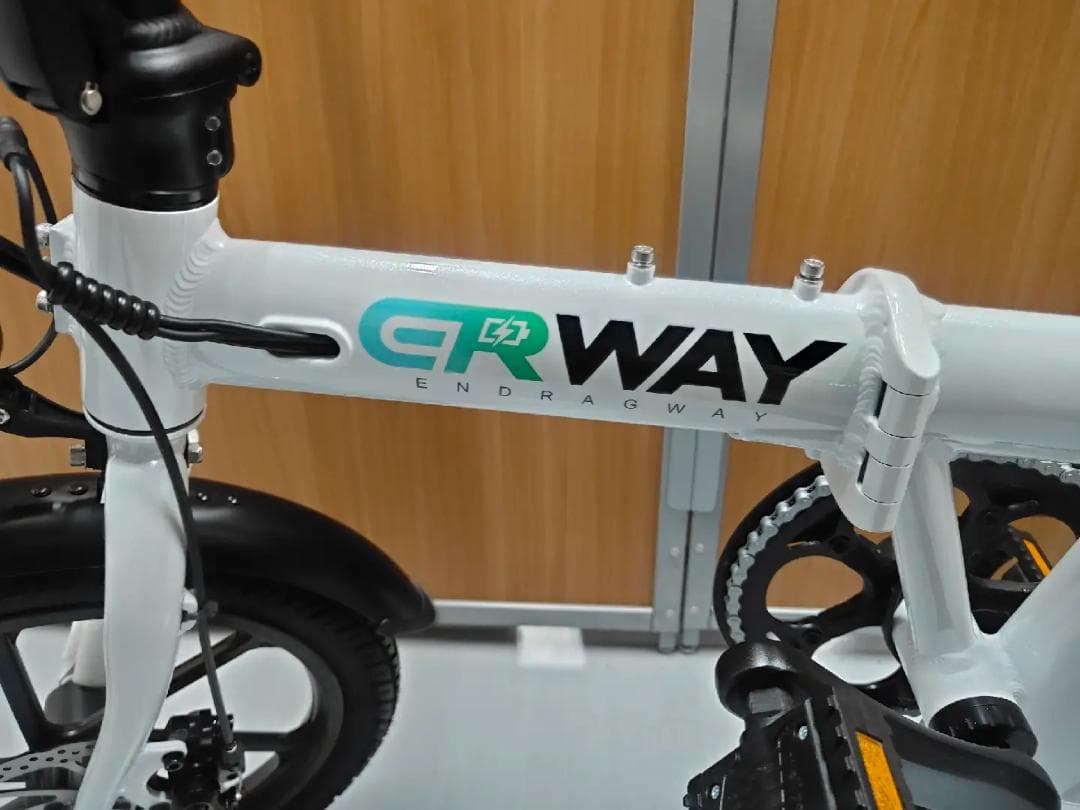 【在庫残りわずか！】電動アシスト自転車ERWAYA01 Liteホワイト