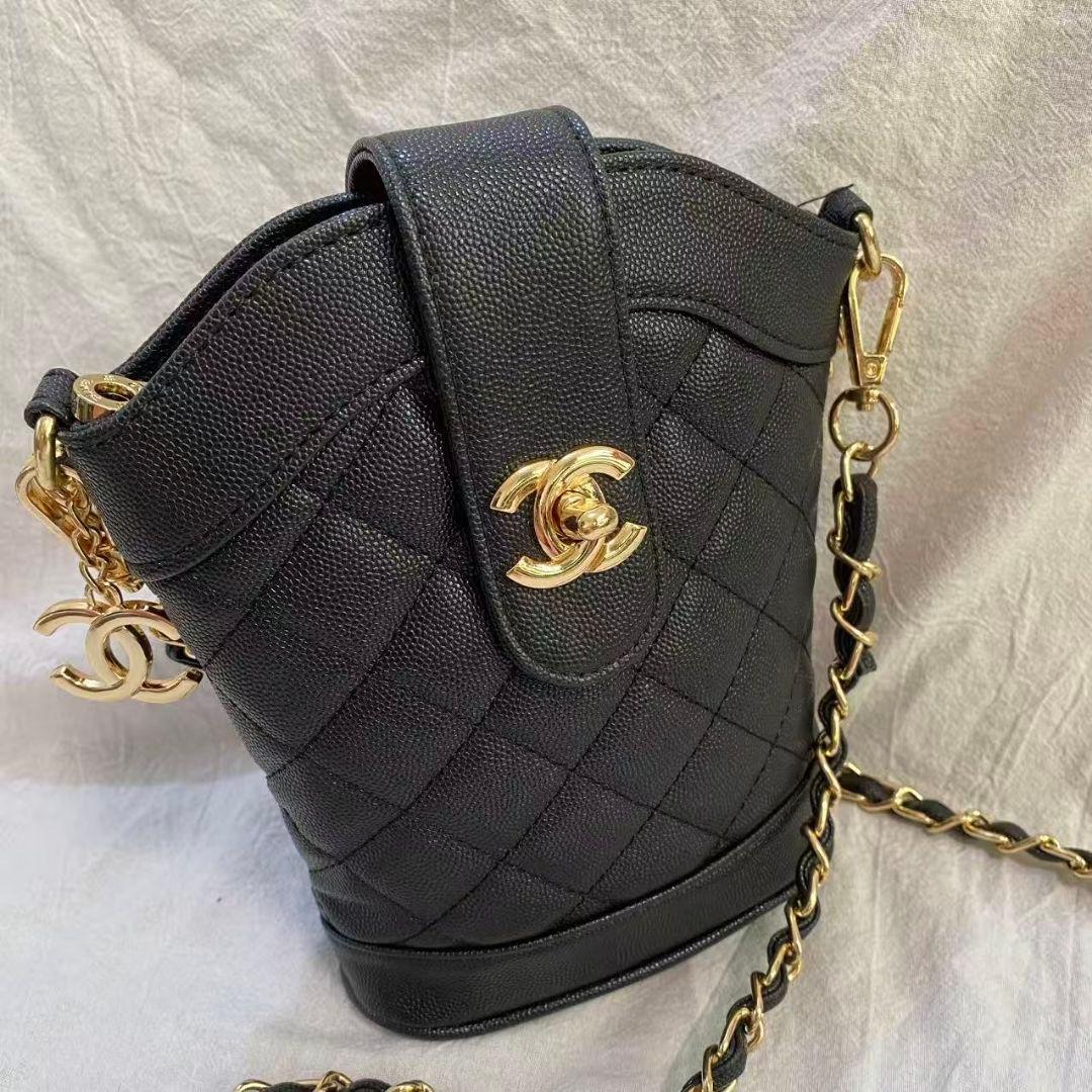 CHANEL 黒ノベルティ キルティング ショルダーバッグ 2way