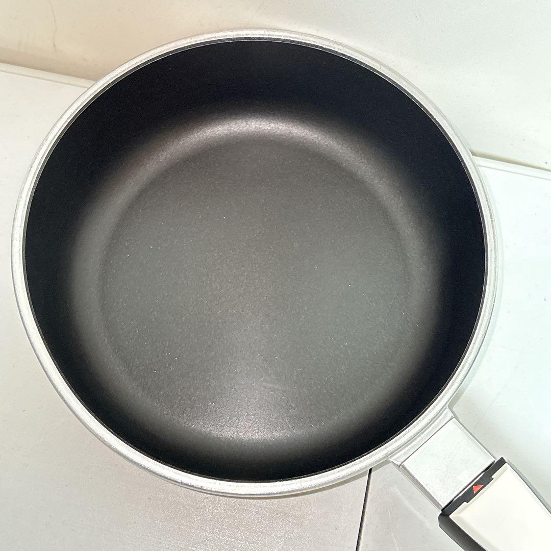 オールパンゼロ　22cm　着脱式ハンドル　アサヒ軽金属製