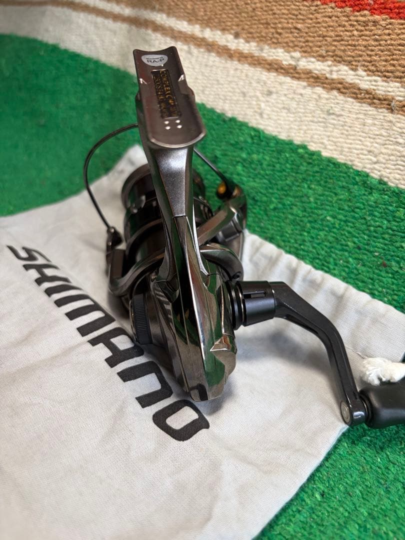 SHIMANO COMPLEX ci4+ C2500 F4 HGスピニングリール