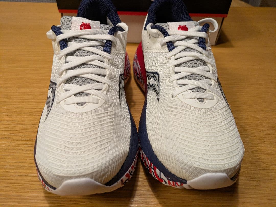 Saucony サッカニー キンバラプロ NYC