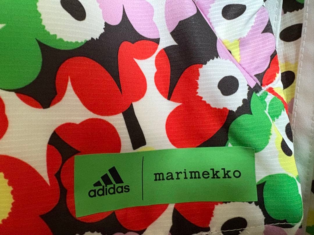 adidas marimekko 花柄ジャケット HC4194