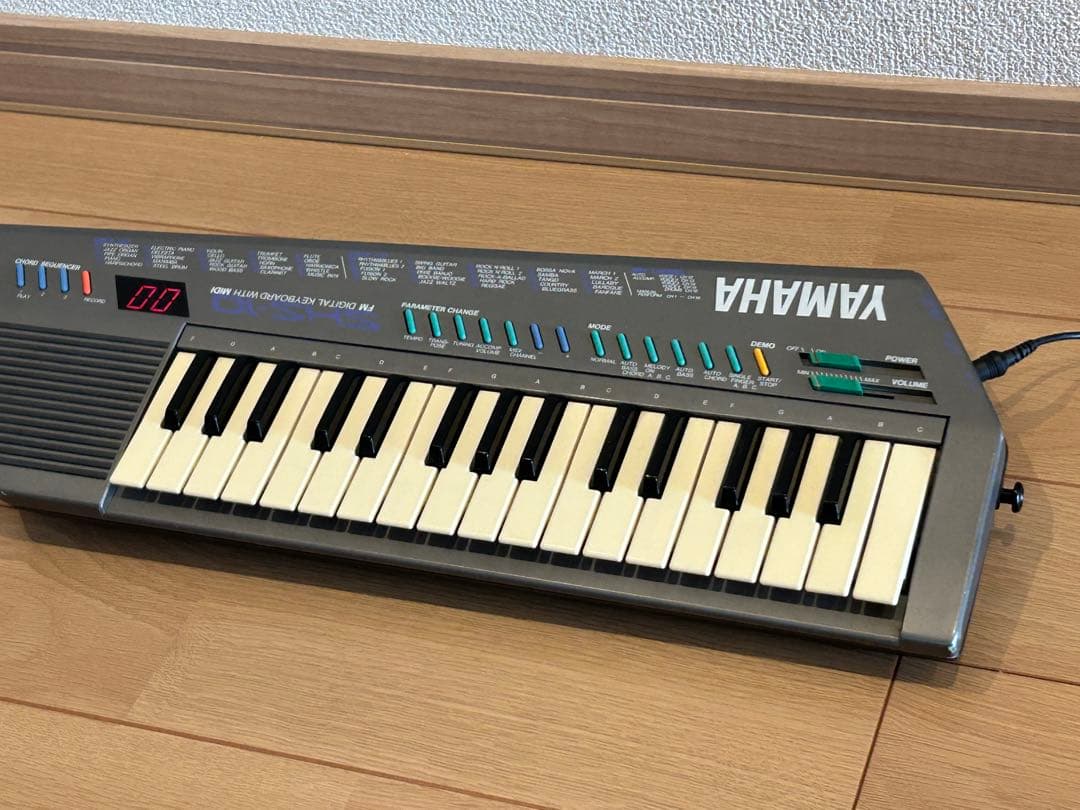 YAMAHA SHS-10S 初期のショルキー